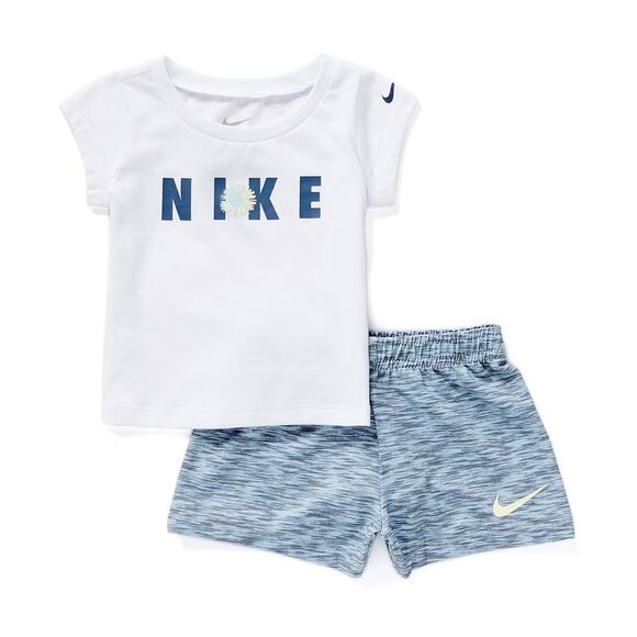 Nwt Nike Girls 2 Piece Set Short & Tee Ocean Bliss Size 6 M - Picture 1 of 6